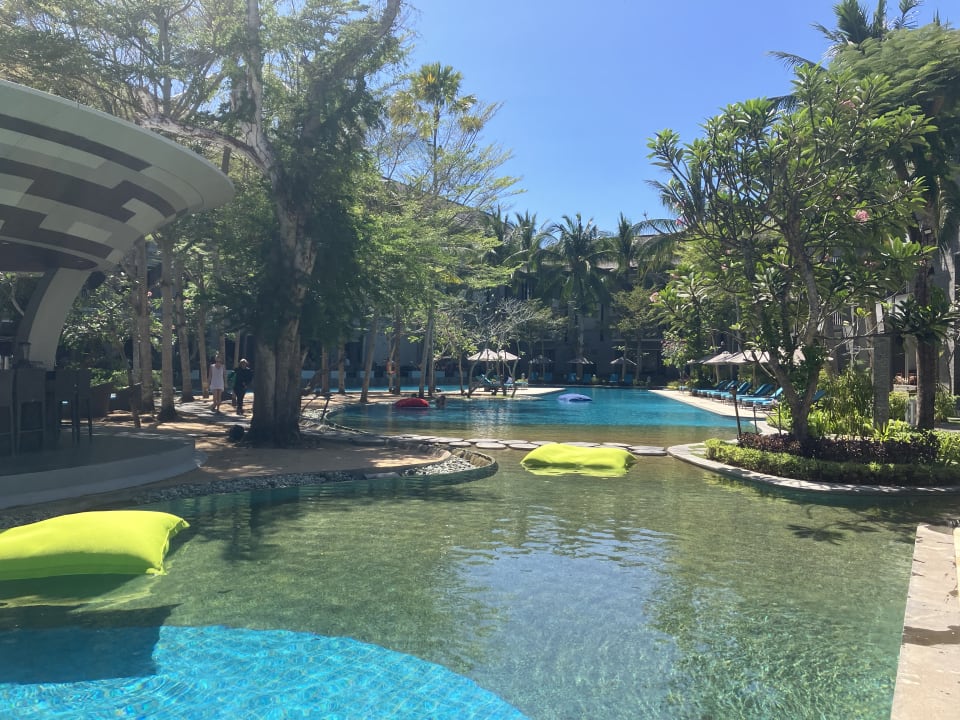 Pool Courtyard by Marriott Bali Nusa Dua