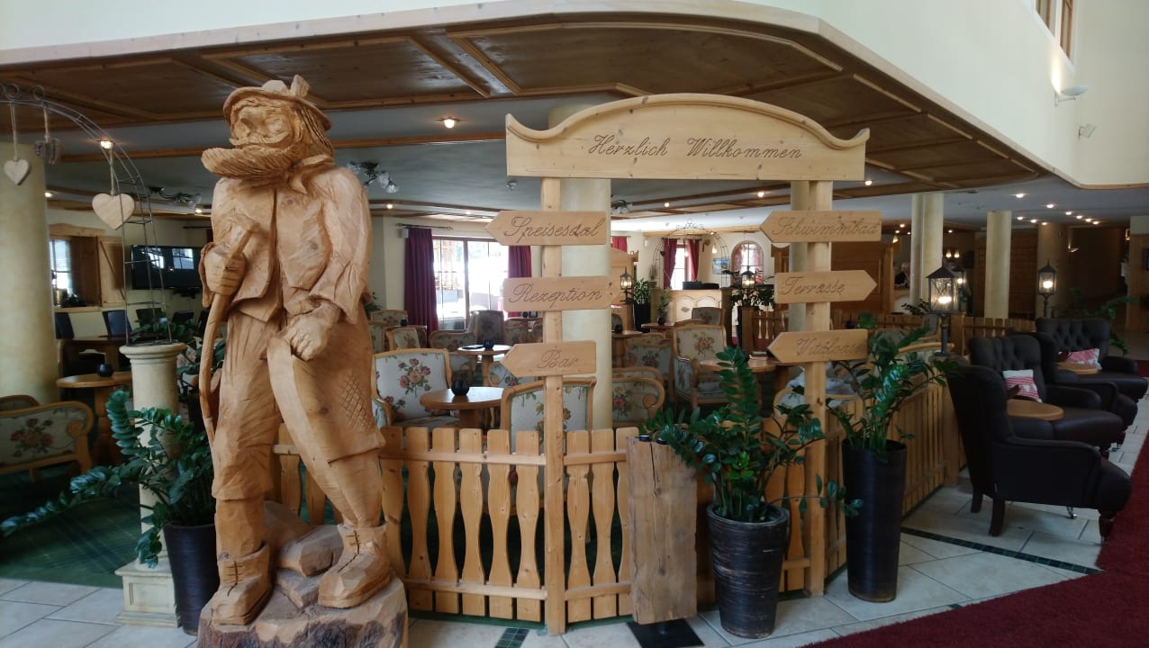 Lobby Alphotel Tyrol