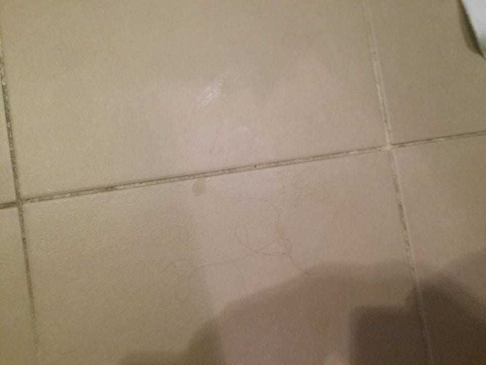 Badezimmer nach "Reinigung" Seher Resort & Spa