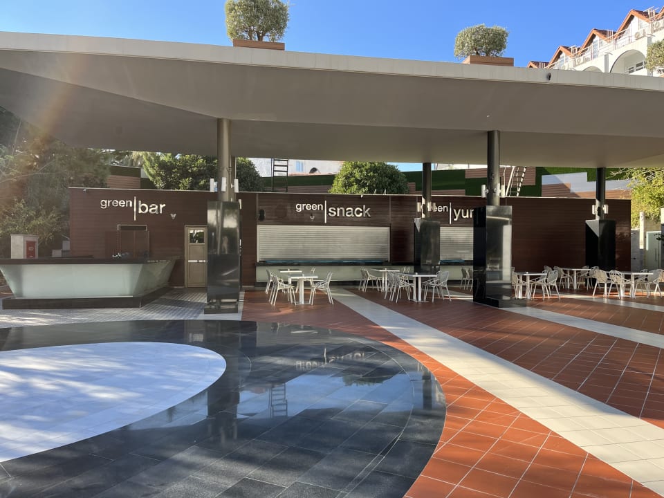 Gastro The Sense Deluxe Hotel