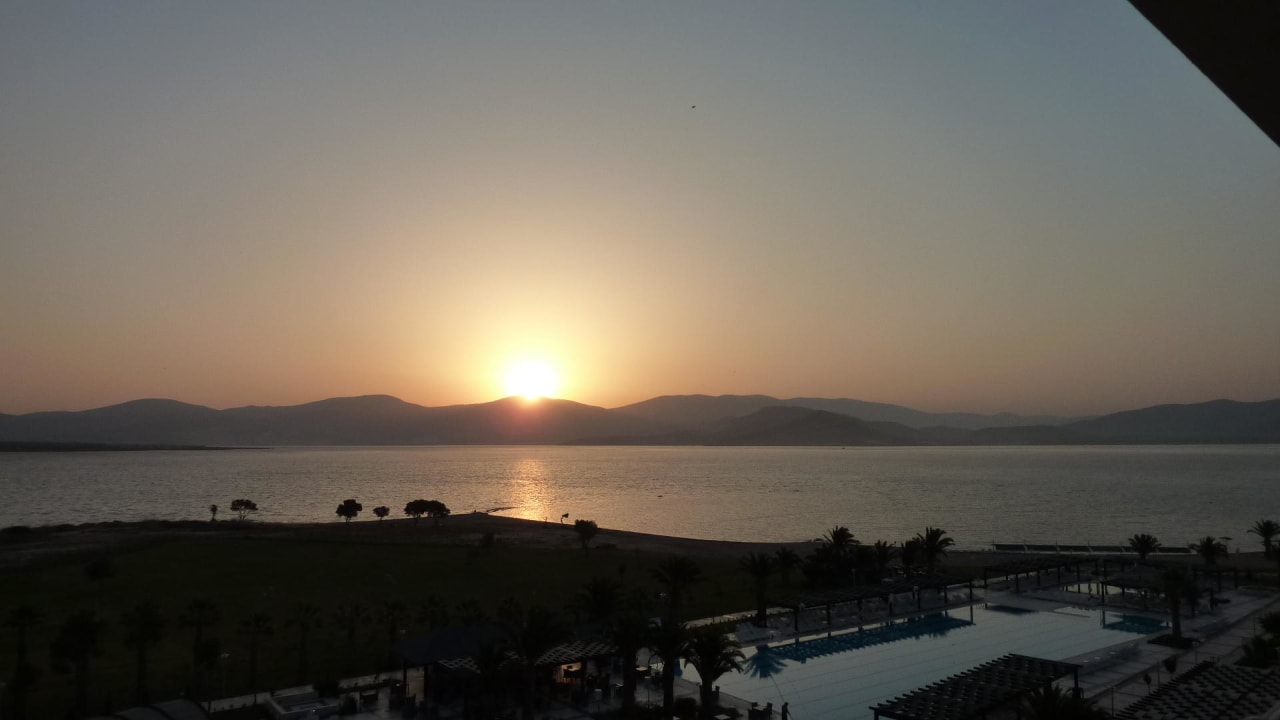 Sonnenaufgang vom Zimmer aus fotografiert Venosa Beach Resort & Spa