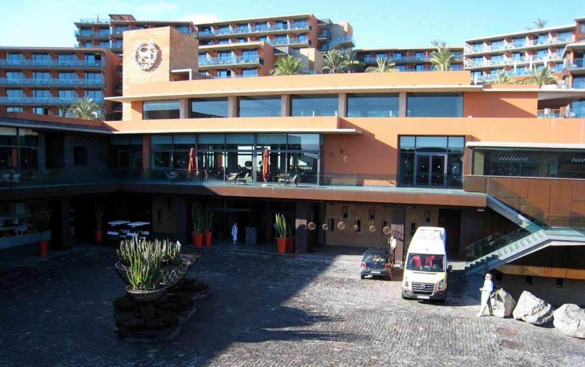 Entrance Salobre Hotel Resort & Serenity