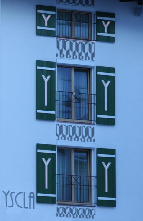 Fassade Yscla Gourmethotel Yscla