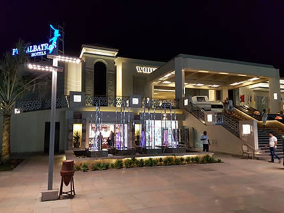 Albatros White Beach  Pickalbatros White Beach Resort - Hurghada