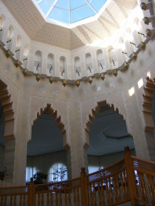 Glaskuppel im Hotel Hotel El Mouradi Mahdia