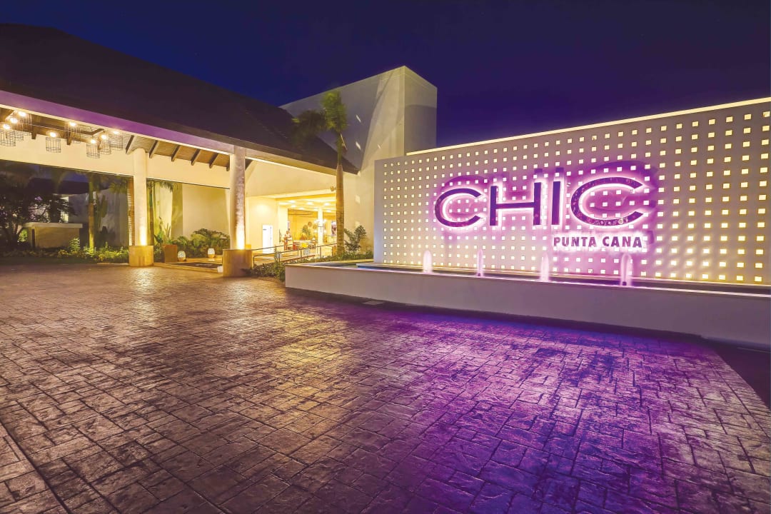 Außenansicht Royalton CHIC Punta Cana