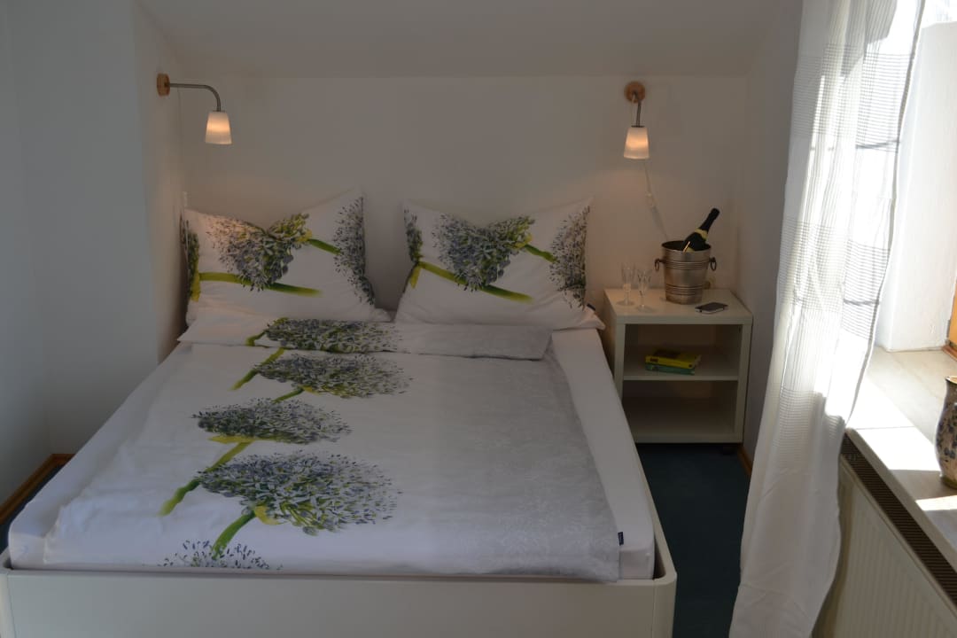 Schlafzimmer mit Seeblick Haus Seegarten