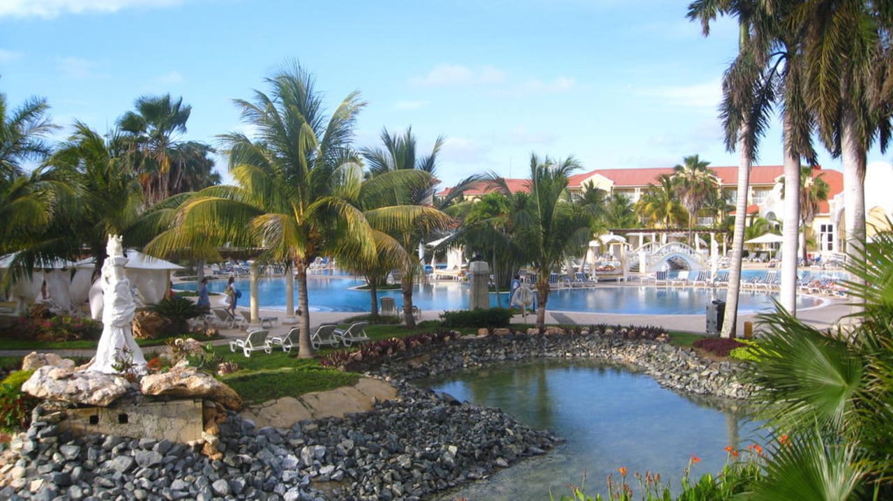 Pool & grün Paradisus Princesa del Mar Resort & Spa - Adults only
