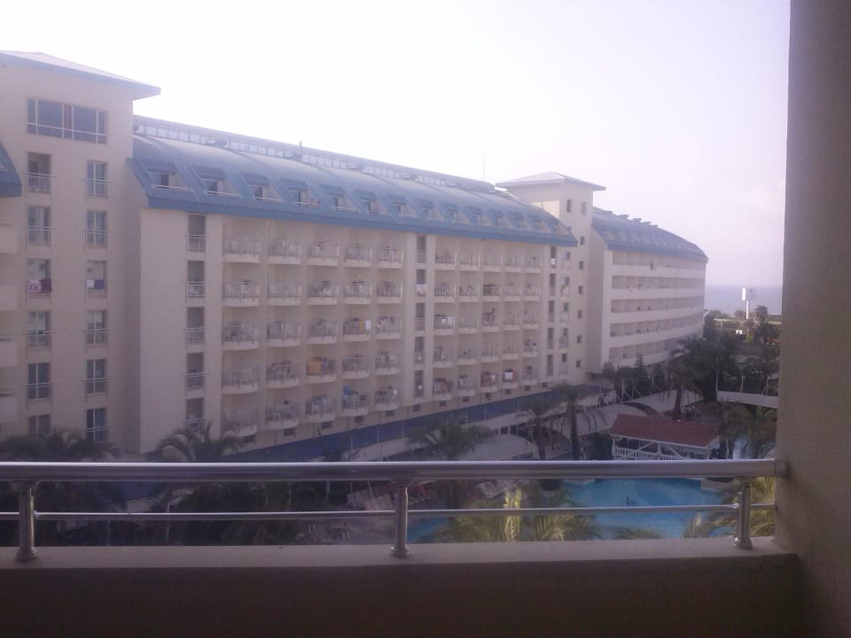 Schöne Ausblick aus der Zimmer Crystal Admiral