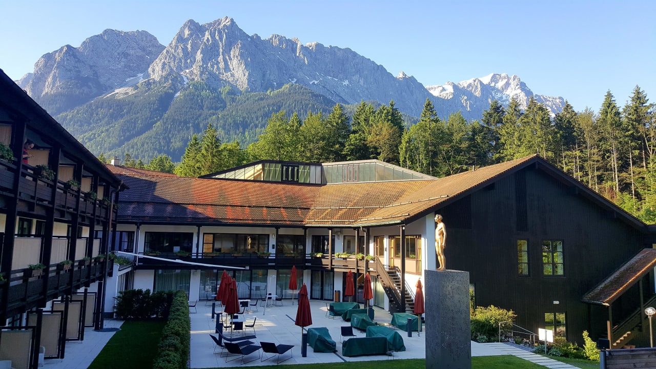 Vom Balkon  Hotel Am Badersee