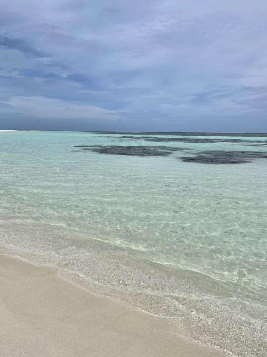 Strand Kuredu Island Resort & Spa