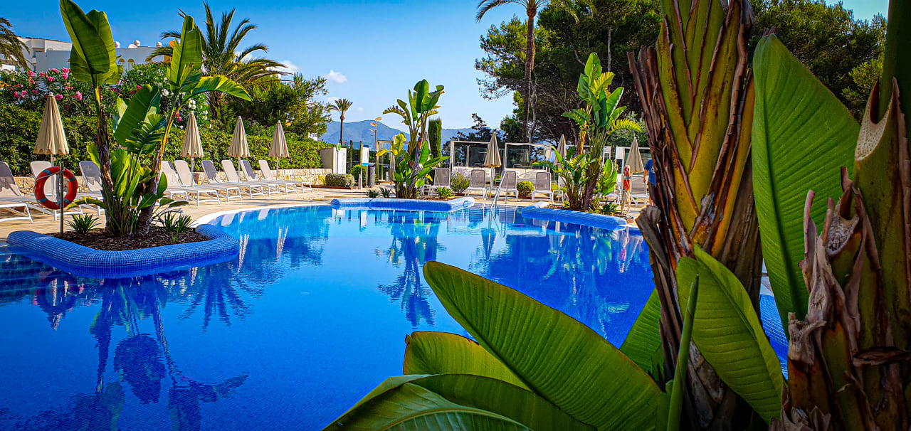 Pool Hipotels Bahía Cala Millor
