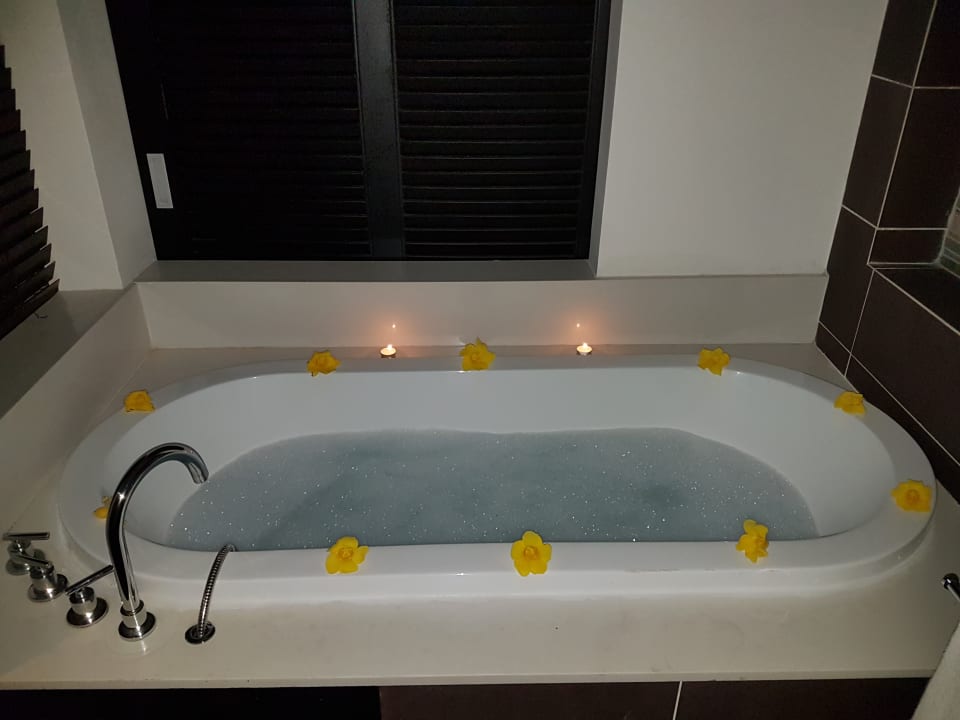 Zimmer Crystals Beach Resort Belle Mare, a member of Radisson Individuals