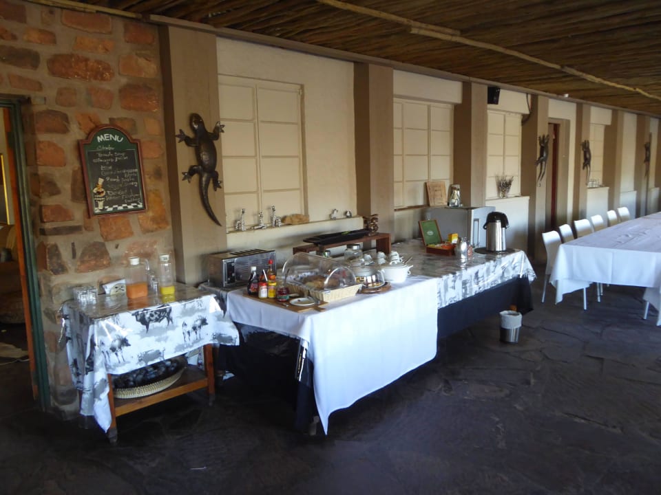 Frühstücksbuffet Hotel A Little Sossus Lodge