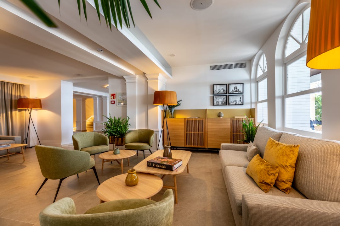 Lobby Illa d´Or Hotel & Club Apartamentos