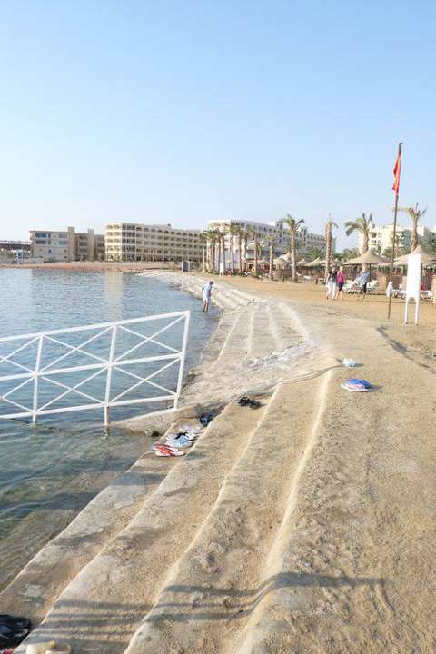 Einstieg ins Meer Riviera Aqua Park Resort