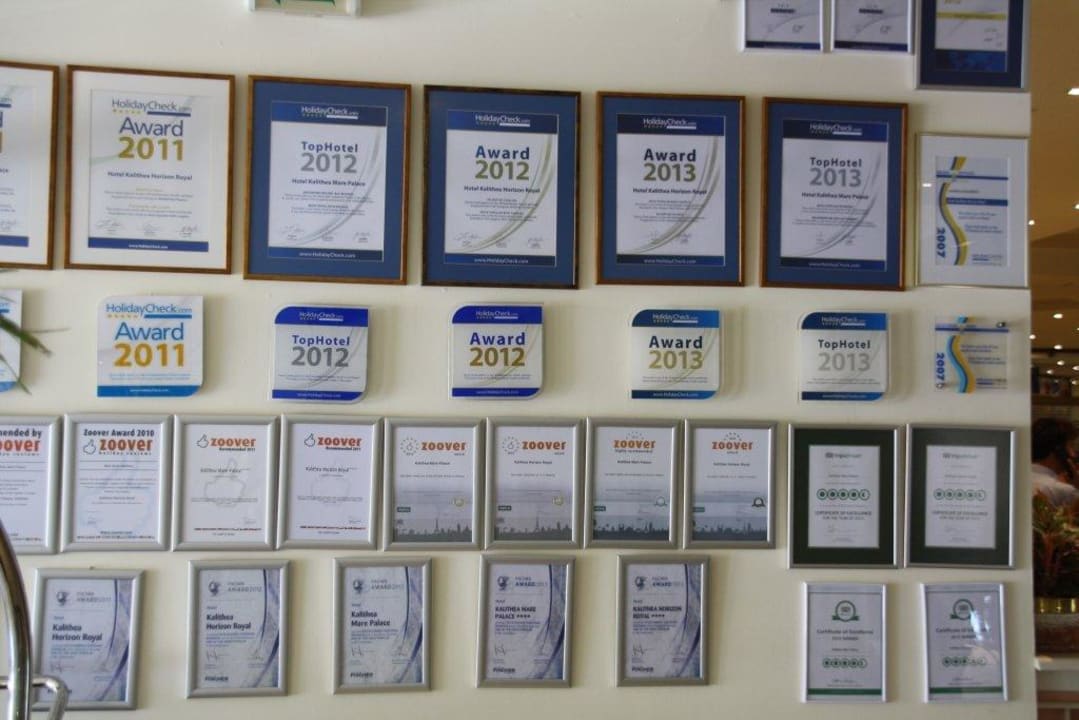 Niesłuszne nagrody Hotel Kalithea Horizon Royal