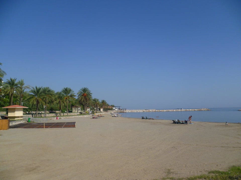 Ruhiger Strand Rixos Sungate