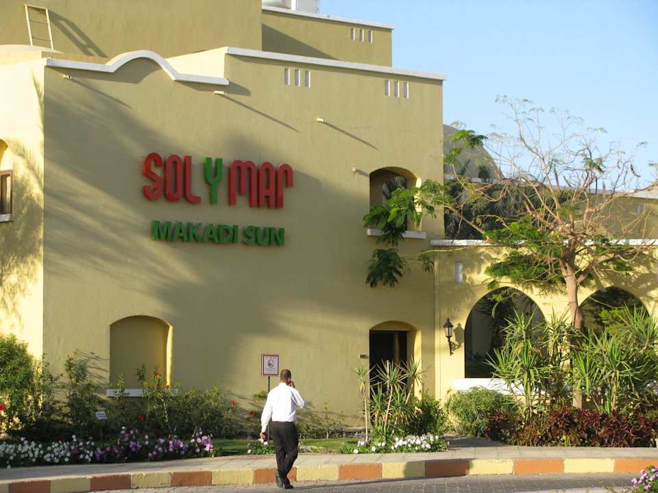 Der Hoteleingang Jaz Makadi Gardens - TUI BLUE Makadi Gardens - Adults Friendly 16 Years Plus