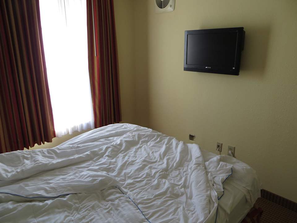 Zimmer 2 Home-Towne Suites Anderson