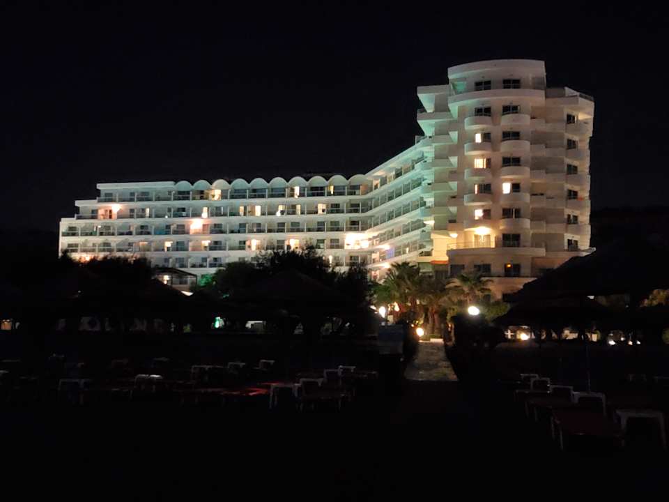 Außenansicht Pegasos Deluxe Beach Hotel