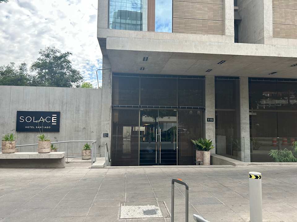 Außenansicht Solace Hotel Santiago
