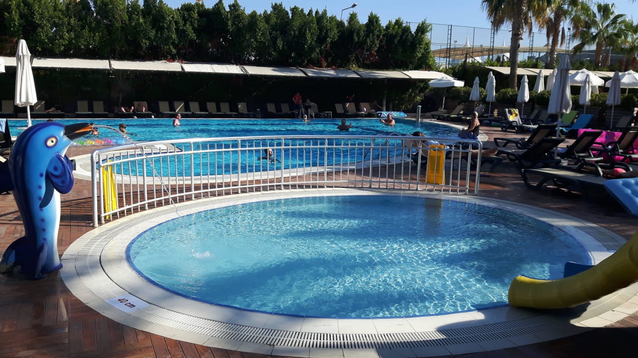 Baby Pool Hane Family Resort