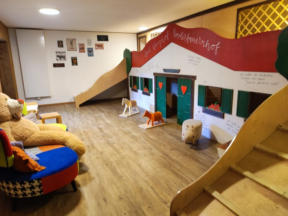 Sport & Freizeit Gut Wenghof - Family Resort