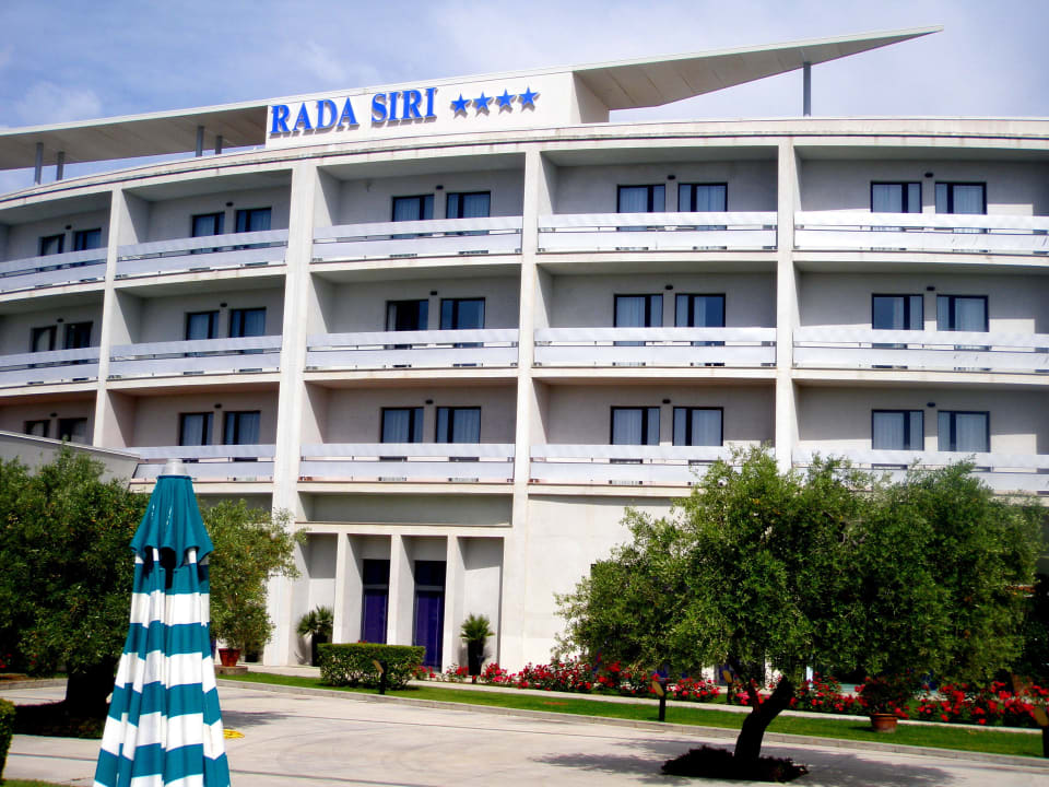 Das moderne Hotel Hotel Rada Siri