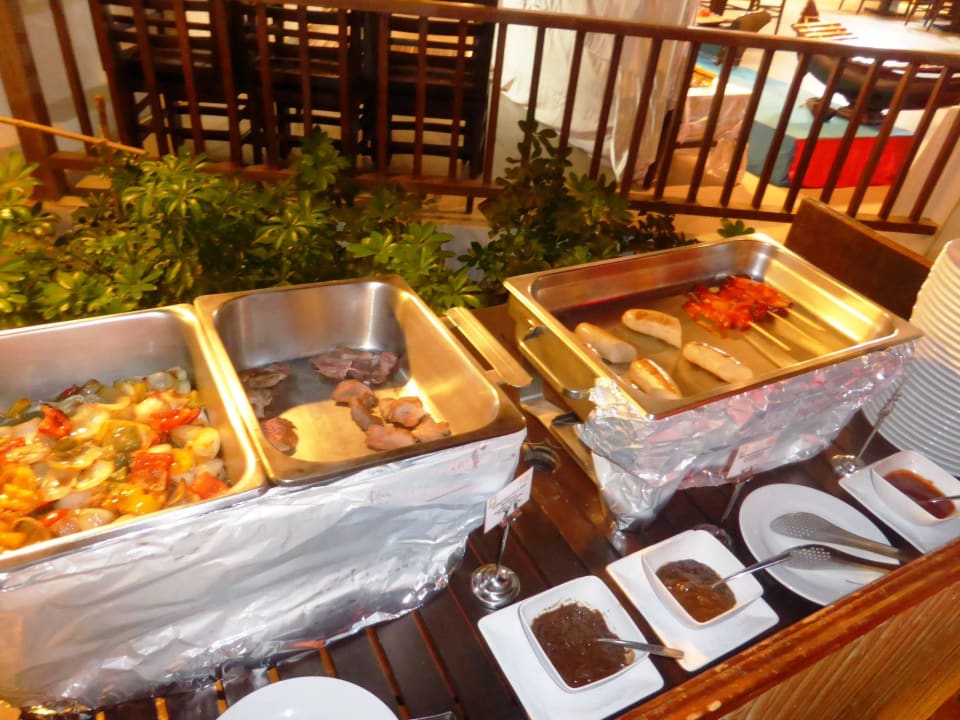 Thailändisches Dinner SENTIDO Khao Lak