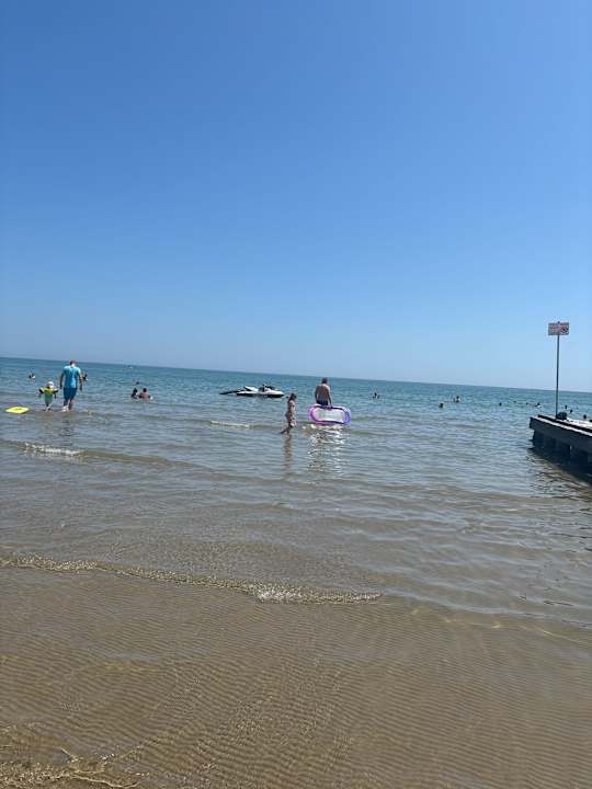 Strand Hotel Delle Rose