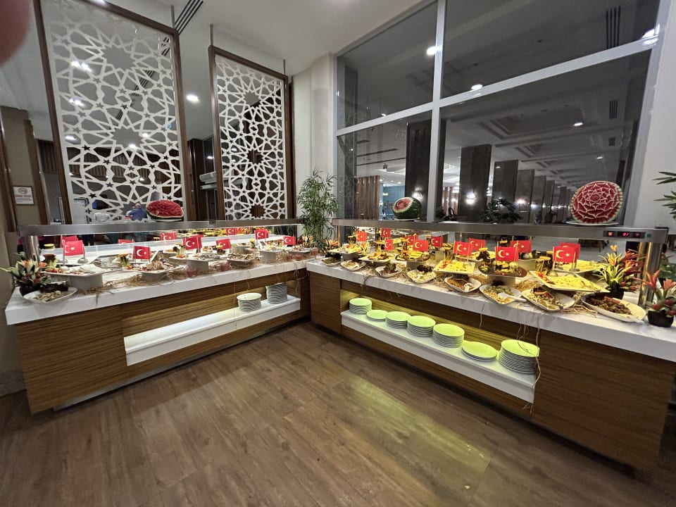 Gastro Palm Wings Kusadasi Beach Resort & Spa
