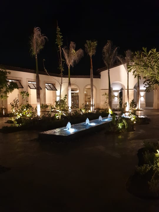 Außenansicht Lopesan Costa Bávaro Resort, Spa & Casino