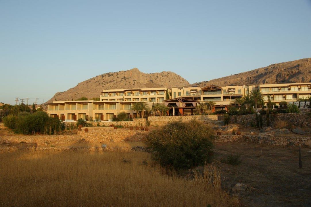 Blick auf die Hotelanlage Aquagrand Artistic Luxury Beach Resort - Adults only