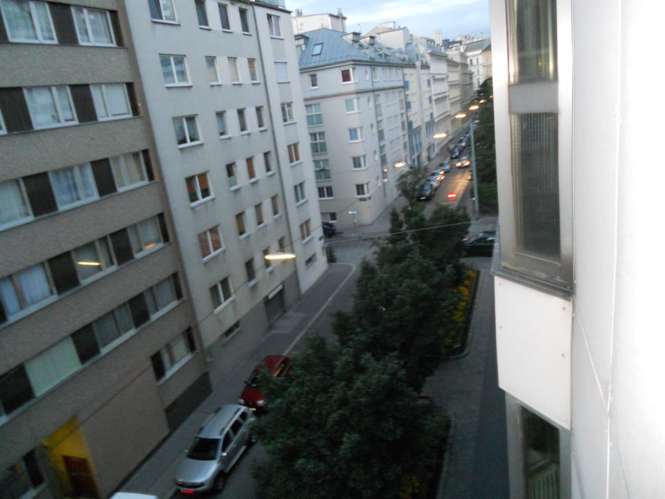 Vom Zimmer  Strawberry Hostel Vienna