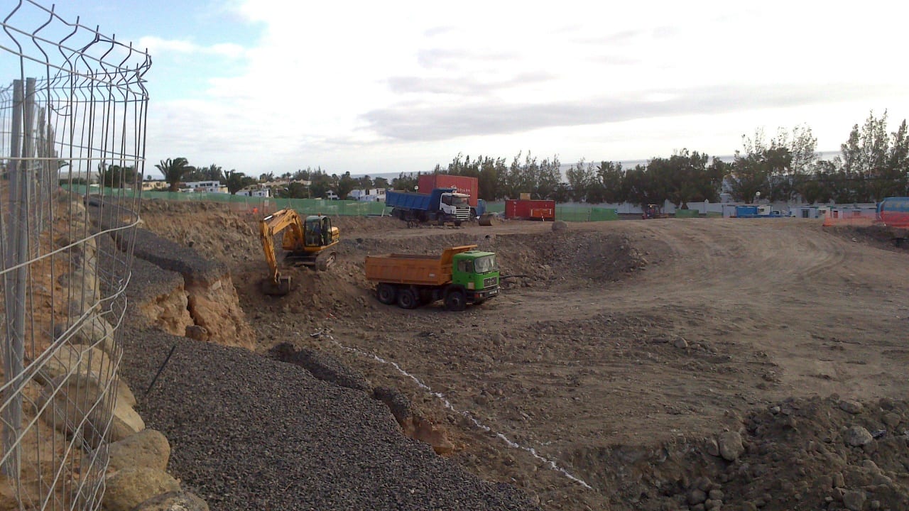 Baustelle vorm Hotel Januar 2013 allsun App.-Hotel Esquinzo Beach