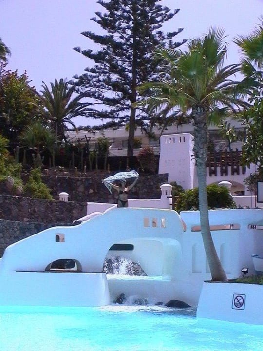 Бассейн Dreams Jardín Tropical