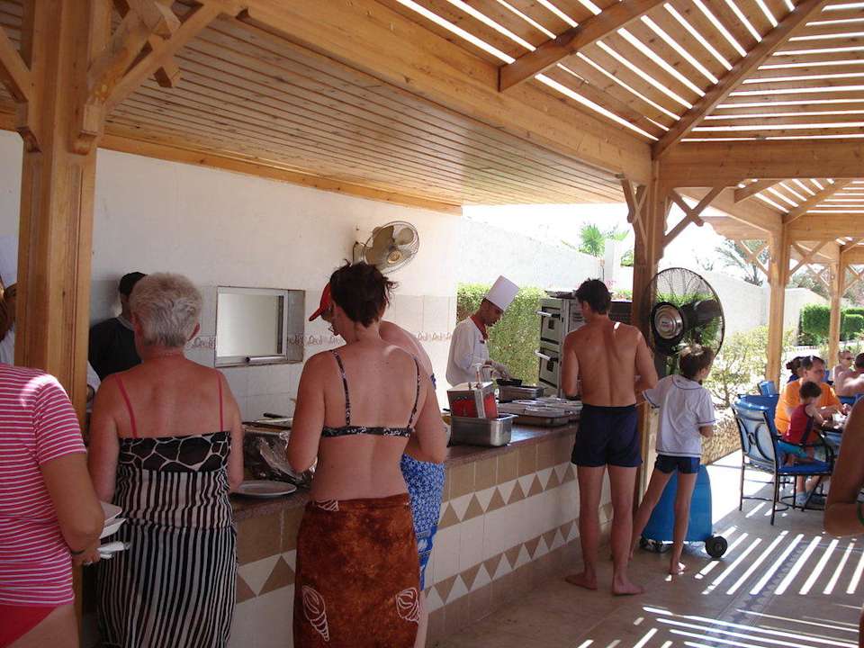 Restaurant/Bar am Dana Beach Pickalbatros Alf Leila Wa Leila Resort - Neverland Hurghada