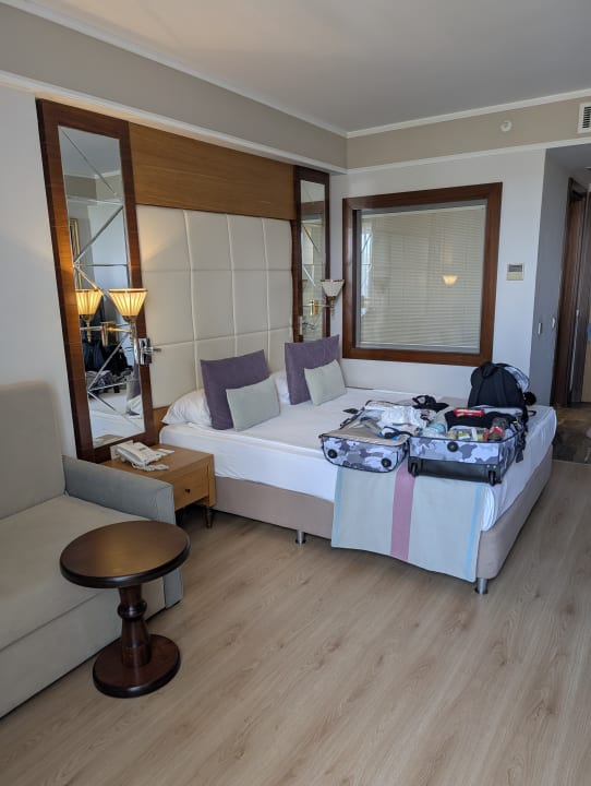 Zimmer Dream World Aqua Hotel