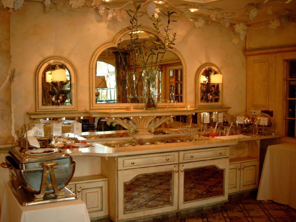 Frühstücksraum Relais Chateaux Jagdhof Glashütte