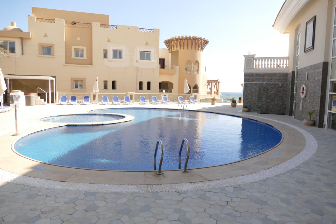 Pool auf den Dach Kaisol Romance Resort