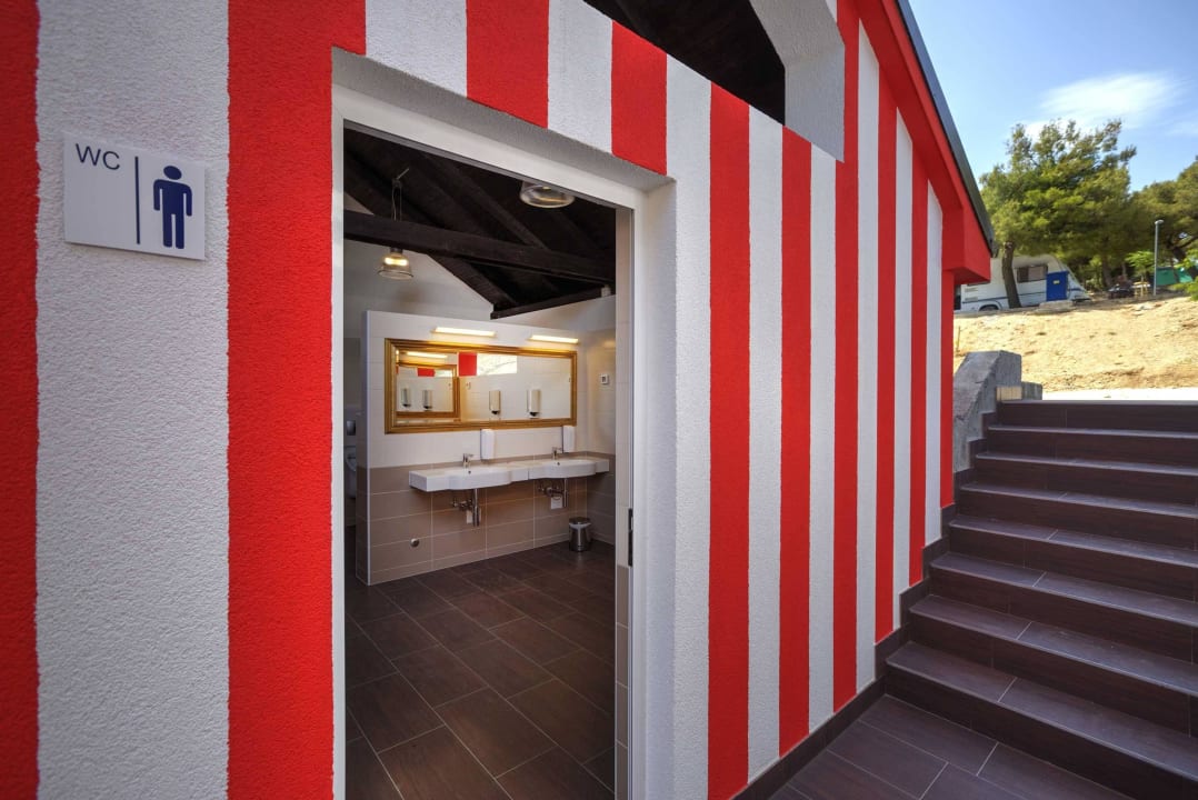 BELVEDERE SANITARY BLOCKS Amadria Park Camping Trogir