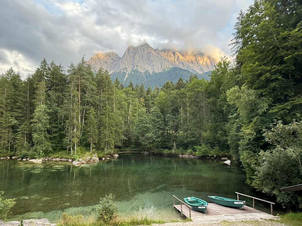 Strand Hotel Am Badersee