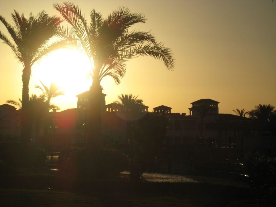 Восход солнца Pickalbatros Dana Beach Resort - Hurghada