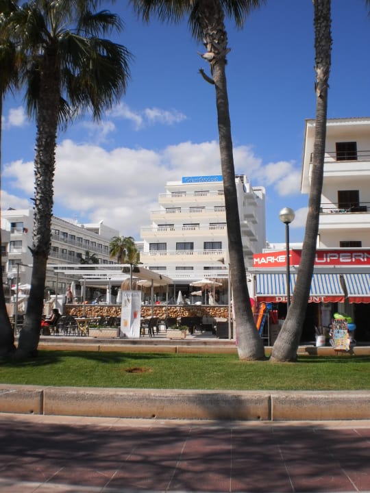 Außenansicht R2 Veronica Beach Hotel