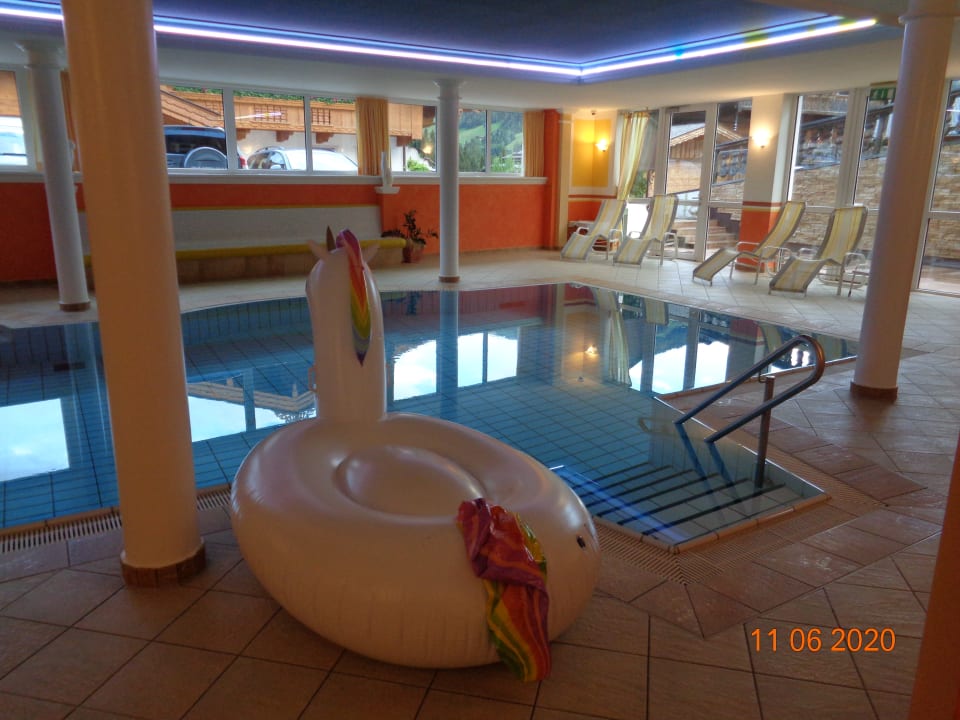 Pool Hotel Alphof Alpbach