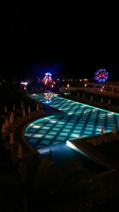 Pool Royal Alhambra Palace