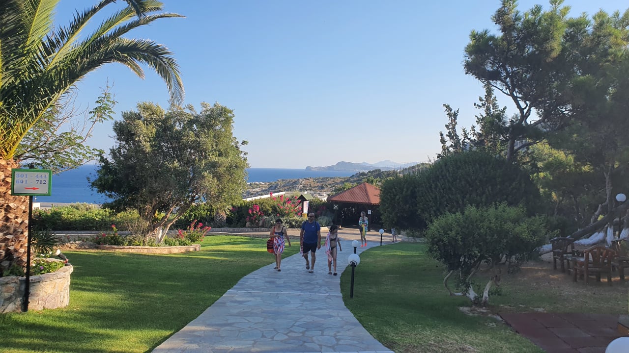 Gartenanlage Hotel Kalithea Horizon Royal
