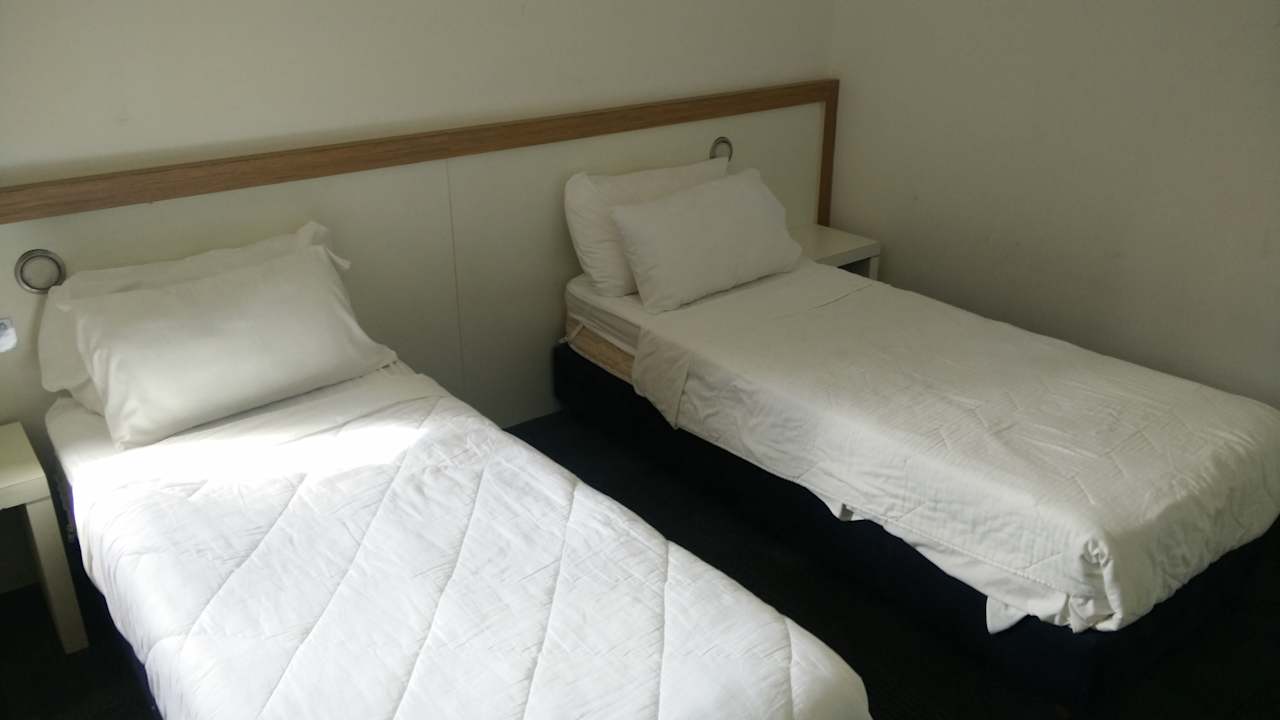 Zimmer Hotel Armon Yam