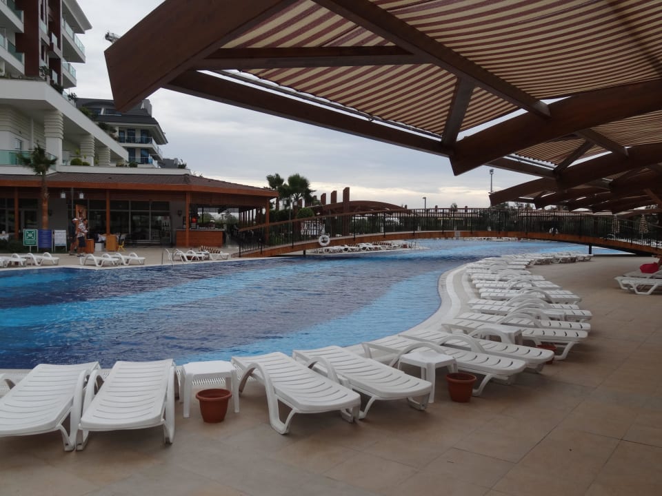 Großer Pool Adalya Ocean Deluxe